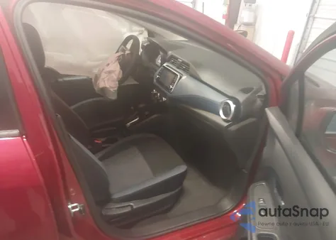 2025 Nissan Versa 1.6 Sv z USA, uszkodzony, nr VIN 3N1CN8EV5SL813229